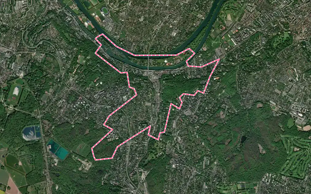 Vue satellite de Bougival avec ses contours administratifs