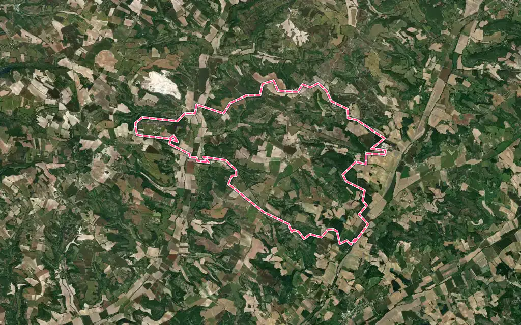 Vue satellite de Bouloc-en-Quercy avec ses contours administratifs