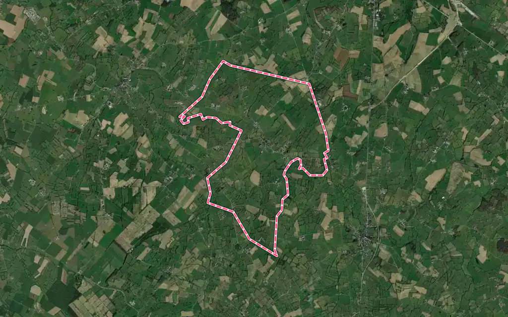 Vue satellite de Boulogne-sur-Helpe avec ses contours administratifs