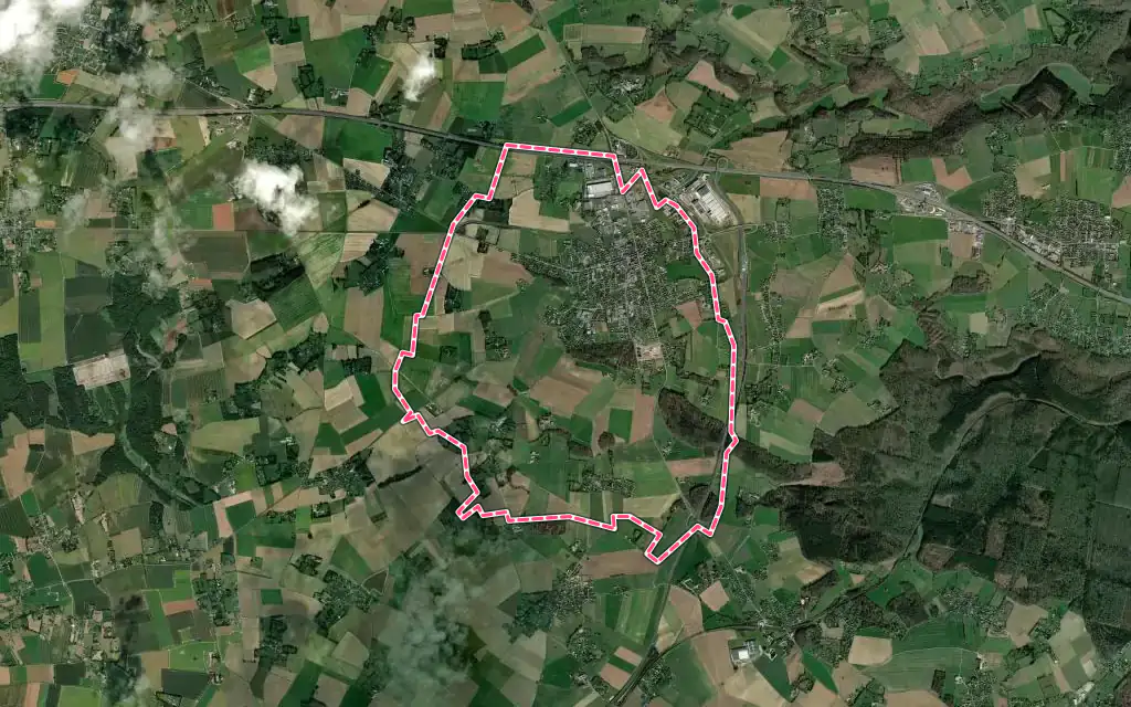 Vue satellite de Bourg-Achard avec ses contours administratifs