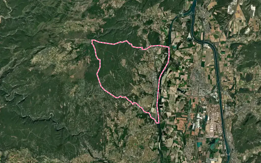 Vue satellite de Bourg-Saint-Andéol avec ses contours administratifs