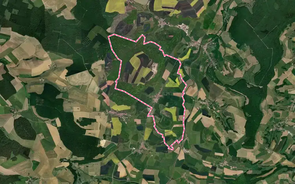 Vue satellite de Bourg-Sainte-Marie avec ses contours administratifs