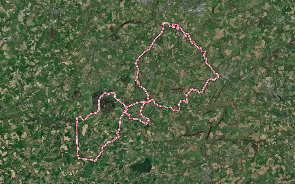 Vue satellite de Bourgvallées avec ses contours administratifs
