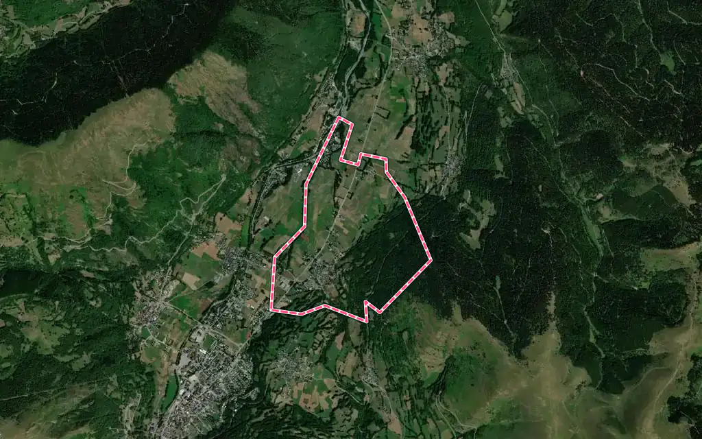 Vue satellite de Bourisp avec ses contours administratifs