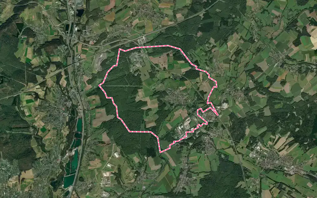 Vue satellite de Bourogne avec ses contours administratifs