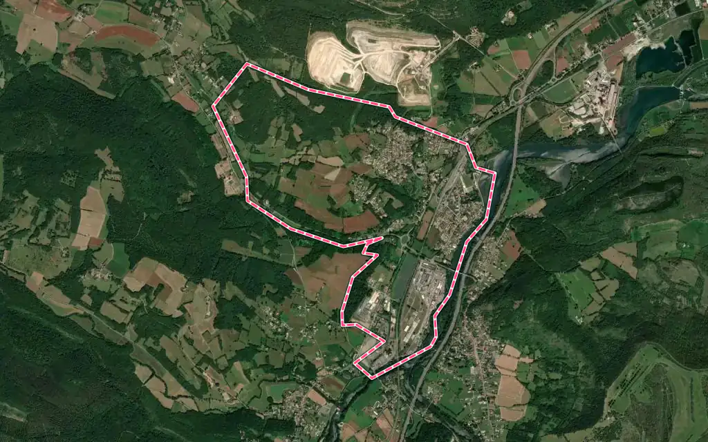 Vue satellite de Boussens avec ses contours administratifs