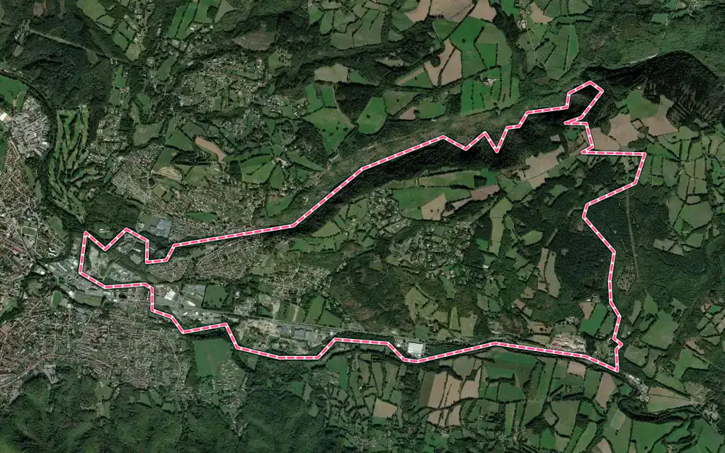 Vue satellite de Bout-du-Pont-de-Larn avec ses contours administratifs