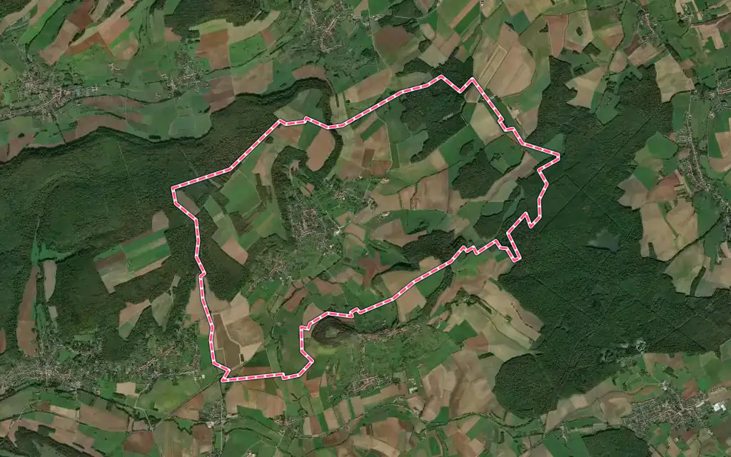 Vue satellite de Bouxières-aux-Chênes avec ses contours administratifs