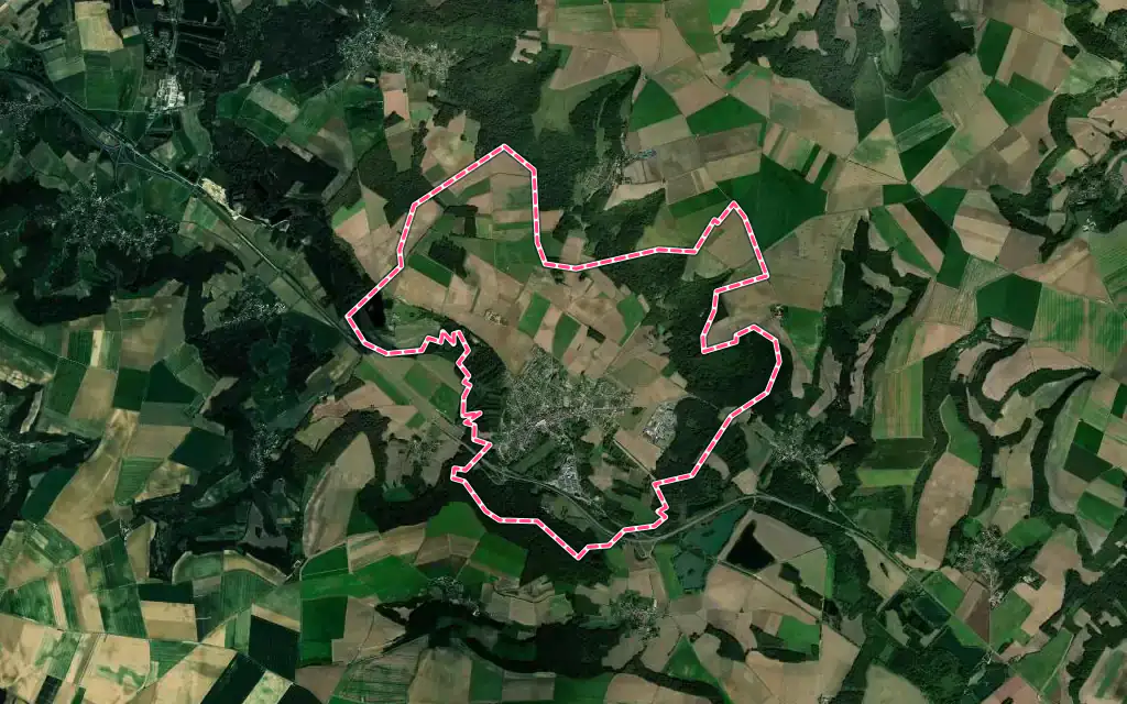 Vue satellite de Braine avec ses contours administratifs