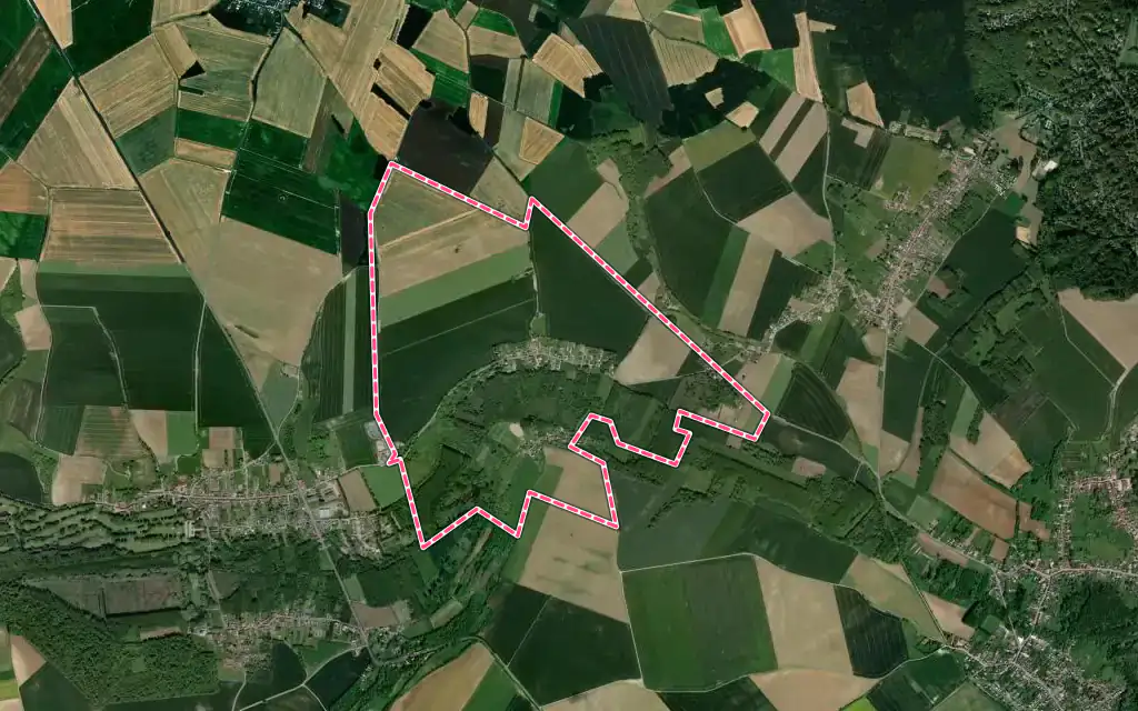 Vue satellite de Braisnes-sur-Aronde avec ses contours administratifs