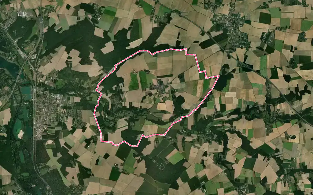 Vue satellite de Bransles avec ses contours administratifs