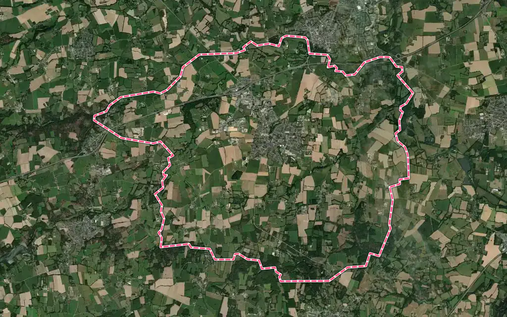 Vue satellite de Bréal-sous-Montfort avec ses contours administratifs