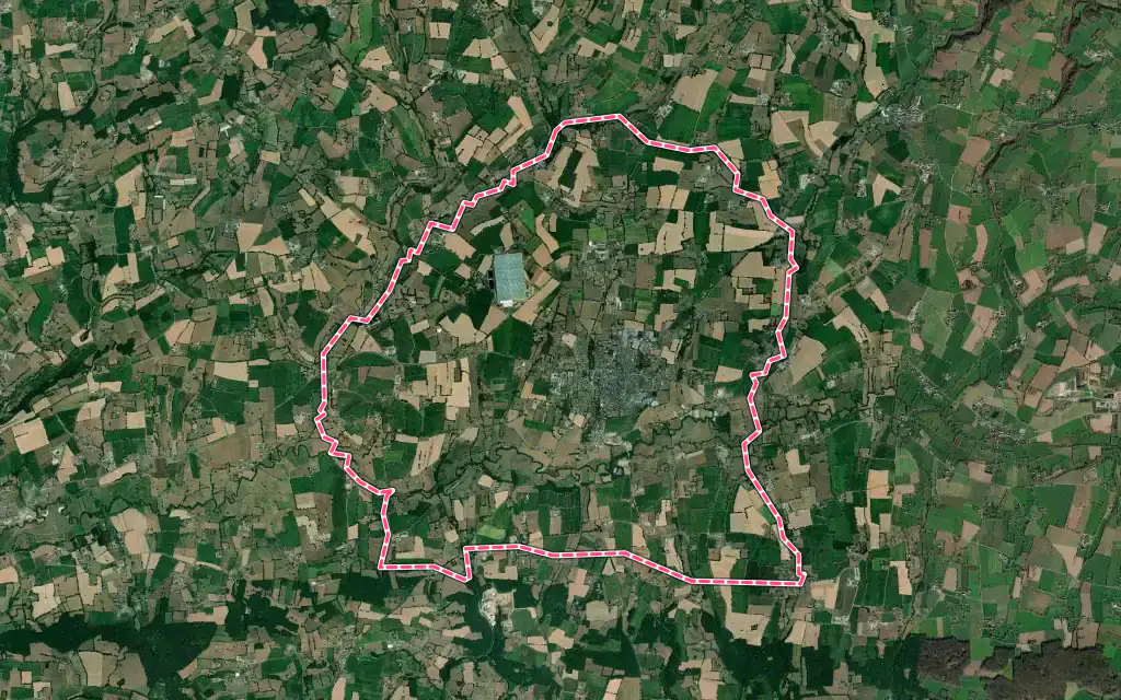 Vue satellite de Brécey avec ses contours administratifs