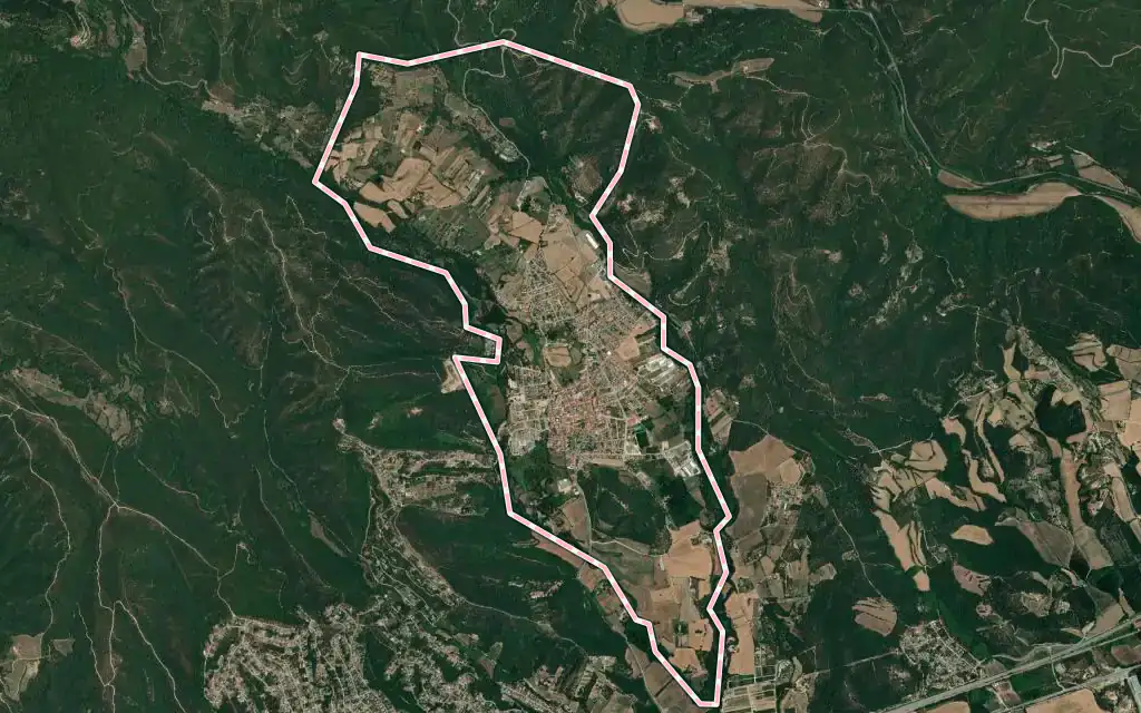 Vista satélite de Breda con su contorno administrativo