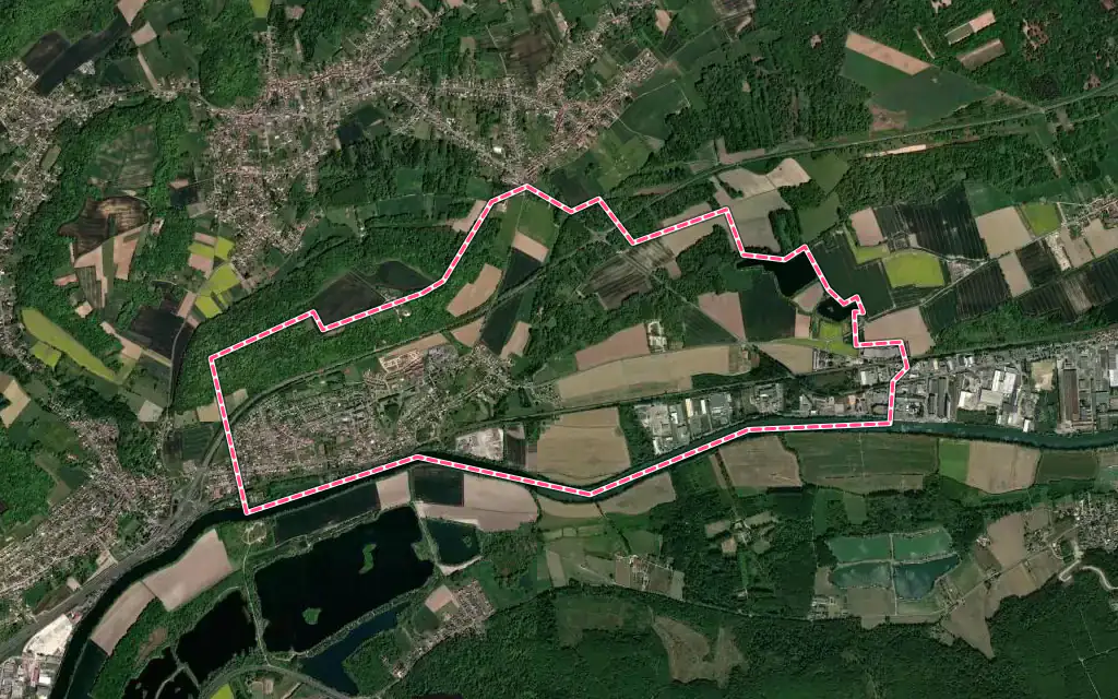 Vue satellite de Brenouille avec ses contours administratifs
