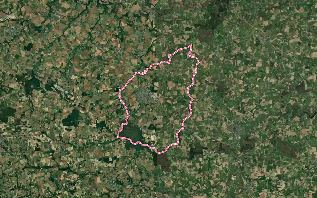 Vue satellite de Broons avec ses contours administratifs