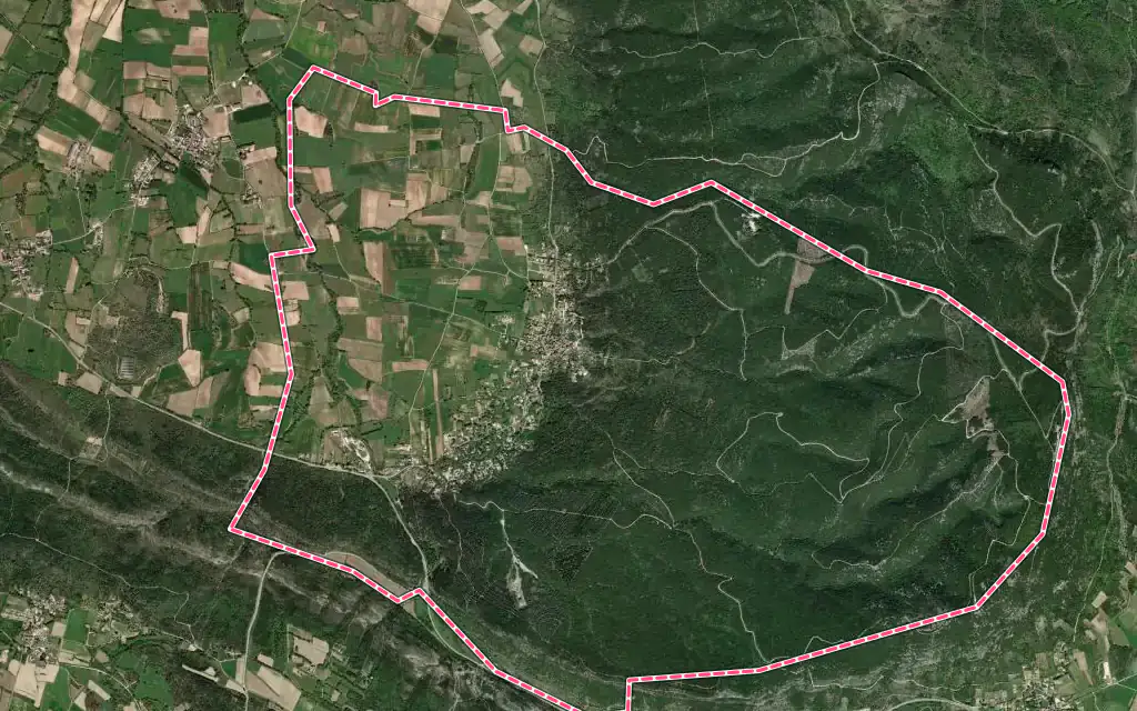 Vue satellite de Brouzet-lès-Alès avec ses contours administratifs