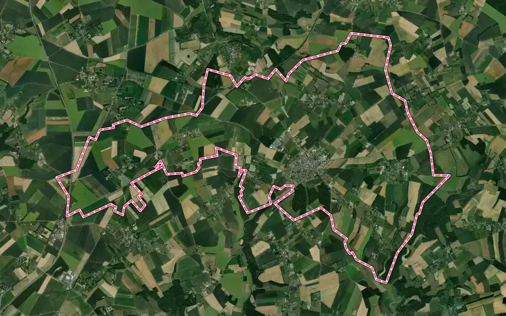 Vue satellite de Buchy avec ses contours administratifs