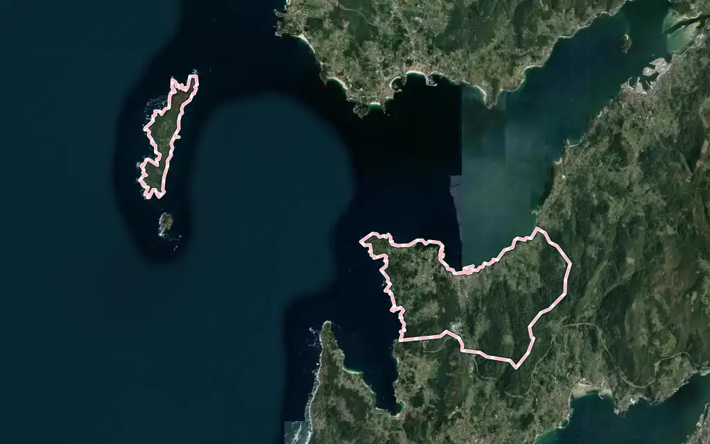 Vista satélite de Bueu con su contorno administrativo