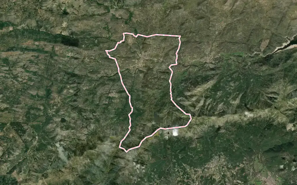 Vista satélite de Burgohondo con su contorno administrativo