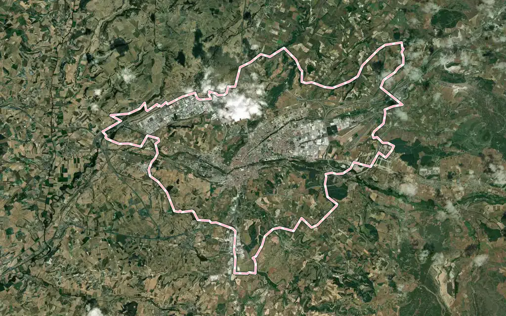 Vista satélite de Burgos con su contorno administrativo