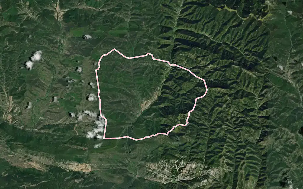 Vista satélite de Burgui / Burgi con su contorno administrativo