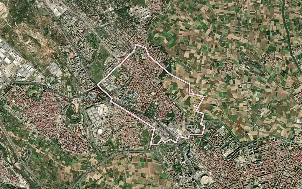 Vista satélite de Burjassot con su contorno administrativo