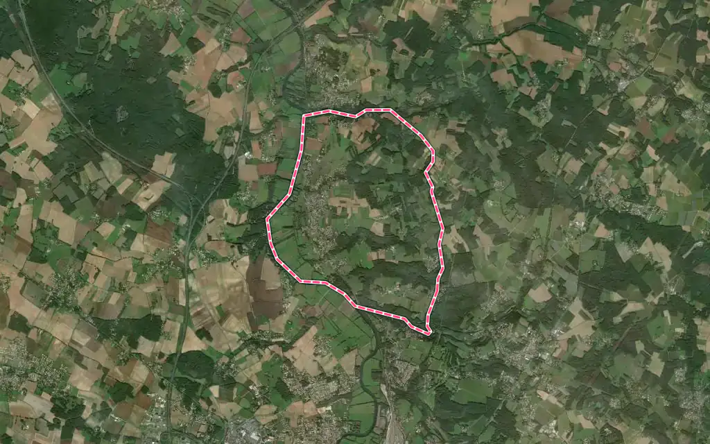Vue satellite de Bussac-sur-Charente avec ses contours administratifs