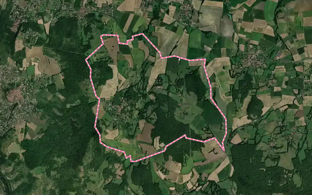 Vue satellite de Busséol avec ses contours administratifs