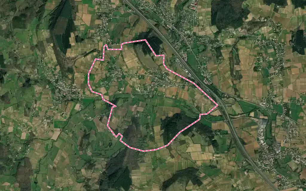 Vue satellite de Bussières avec ses contours administratifs