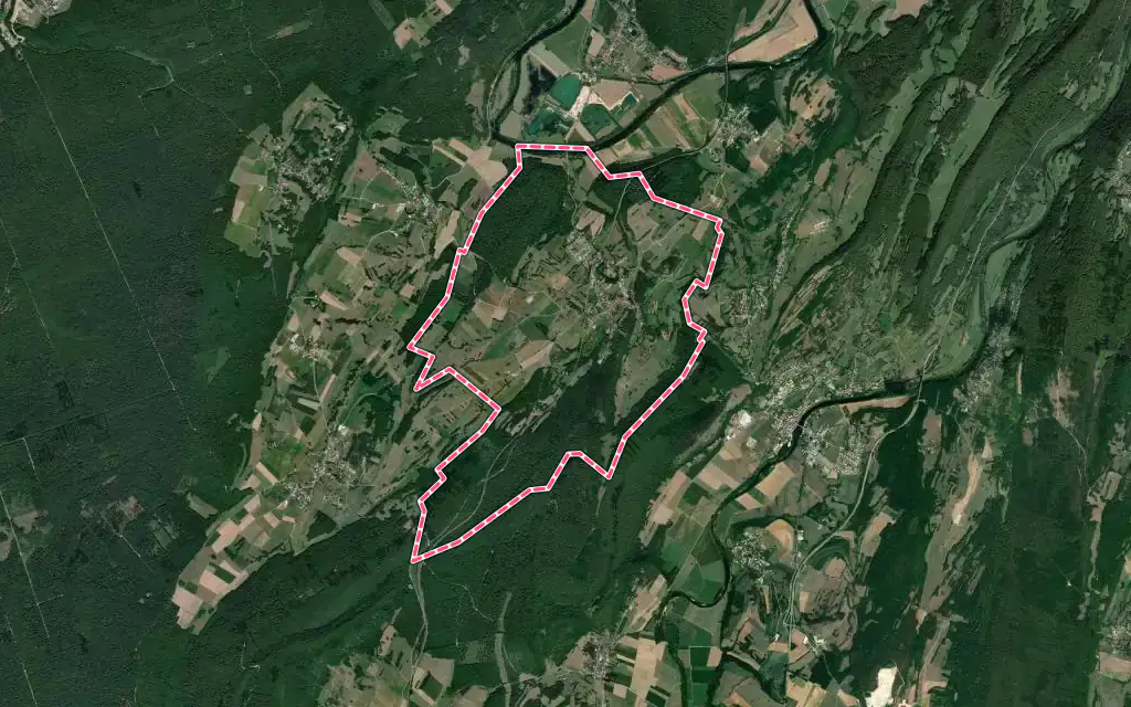 Vue satellite de Byans-sur-Doubs avec ses contours administratifs