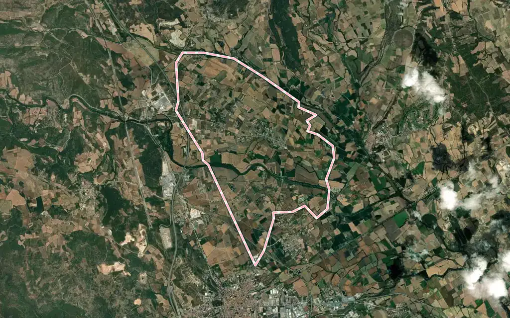 Vista satélite de Cabanes con su contorno administrativo
