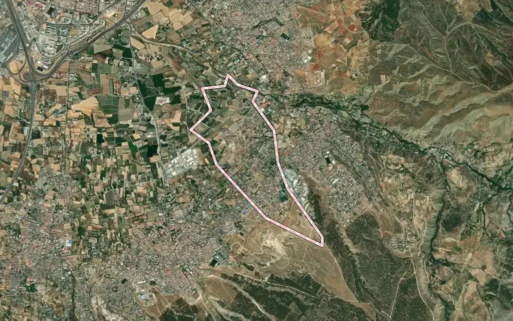 Vista satélite de Cájar con su contorno administrativo