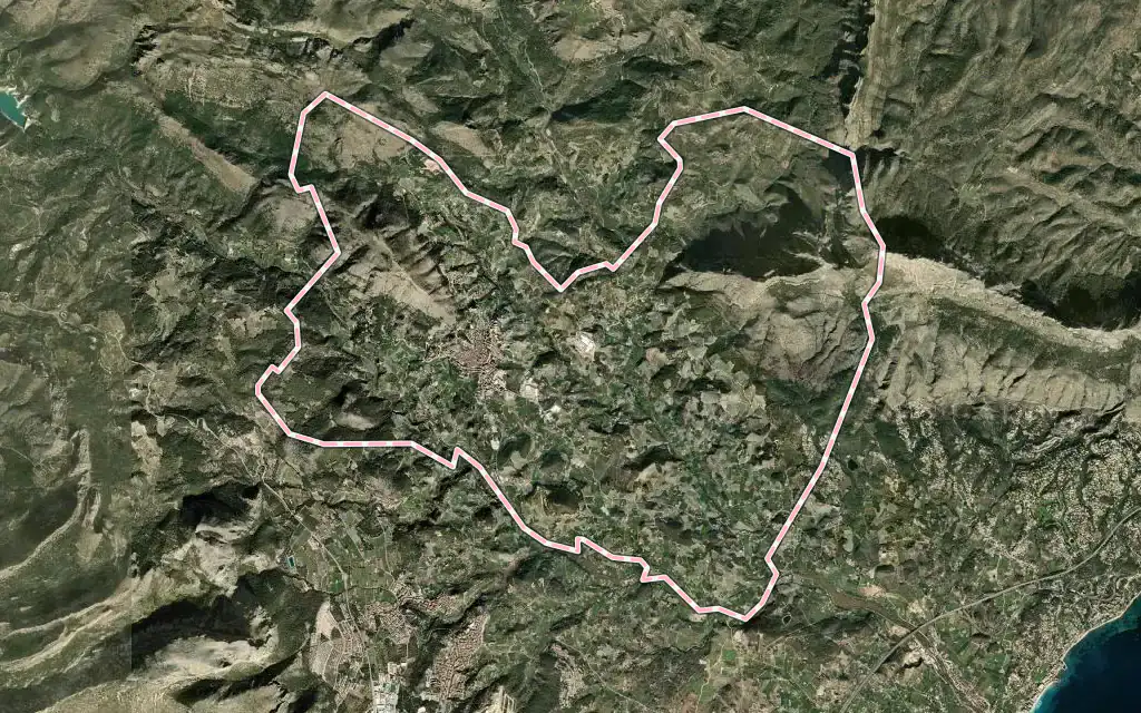 Vista satélite de Callosa d'en Sarrià con su contorno administrativo