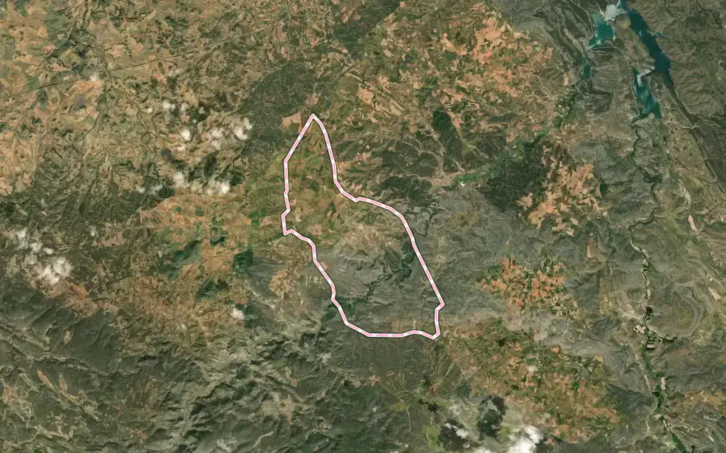 Vista satélite de Calmarza con su contorno administrativo