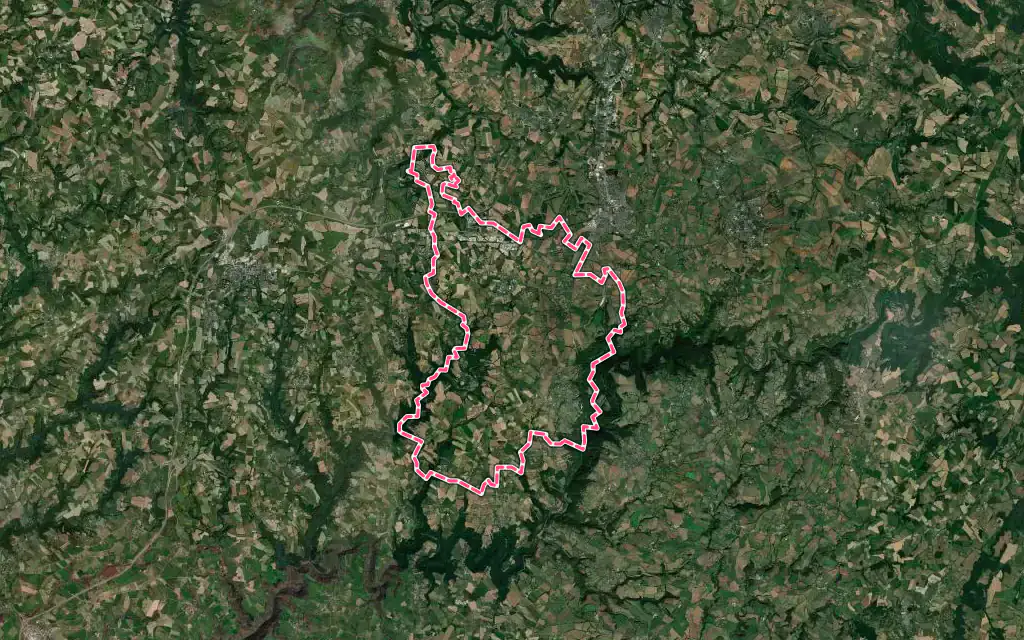 Vue satellite de Calmont avec ses contours administratifs