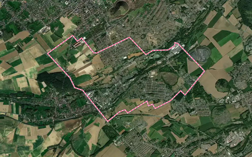 Vue satellite de Calonne-Ricouart avec ses contours administratifs