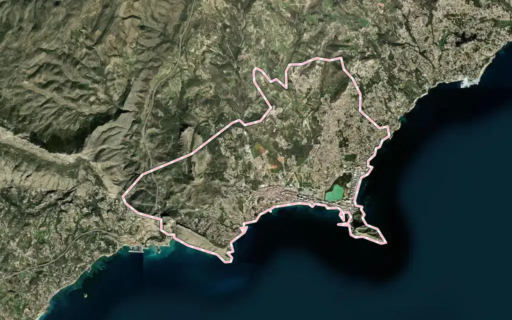 Vista satélite de Calp con su contorno administrativo