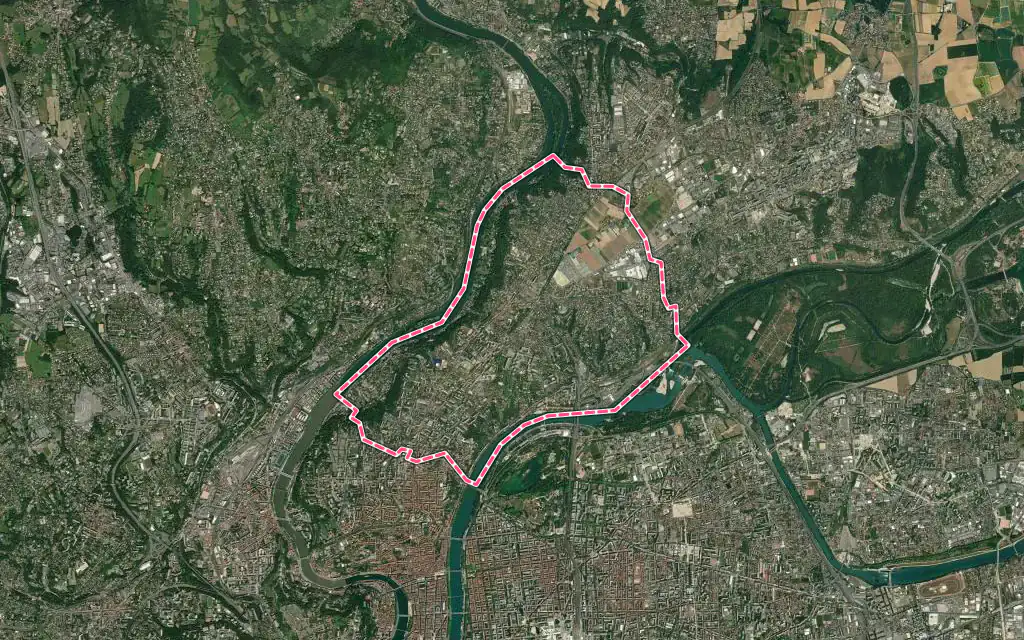 Vue satellite de Caluire-et-Cuire avec ses contours administratifs