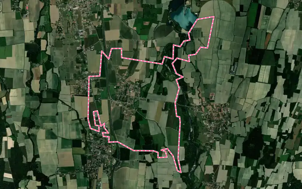 Vue satellite de Camalès avec ses contours administratifs
