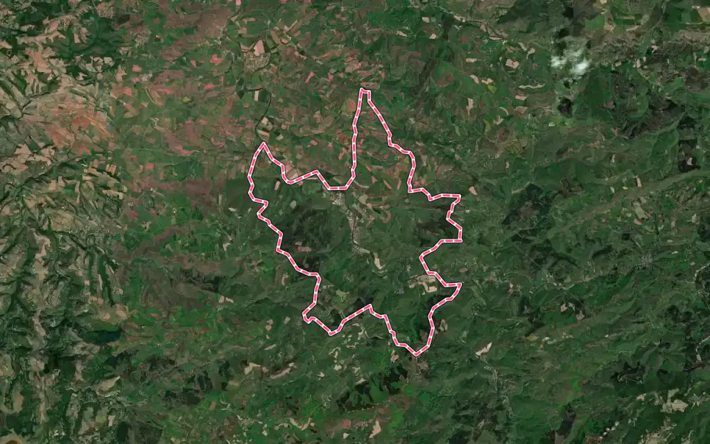 Vue satellite de Camarès avec ses contours administratifs