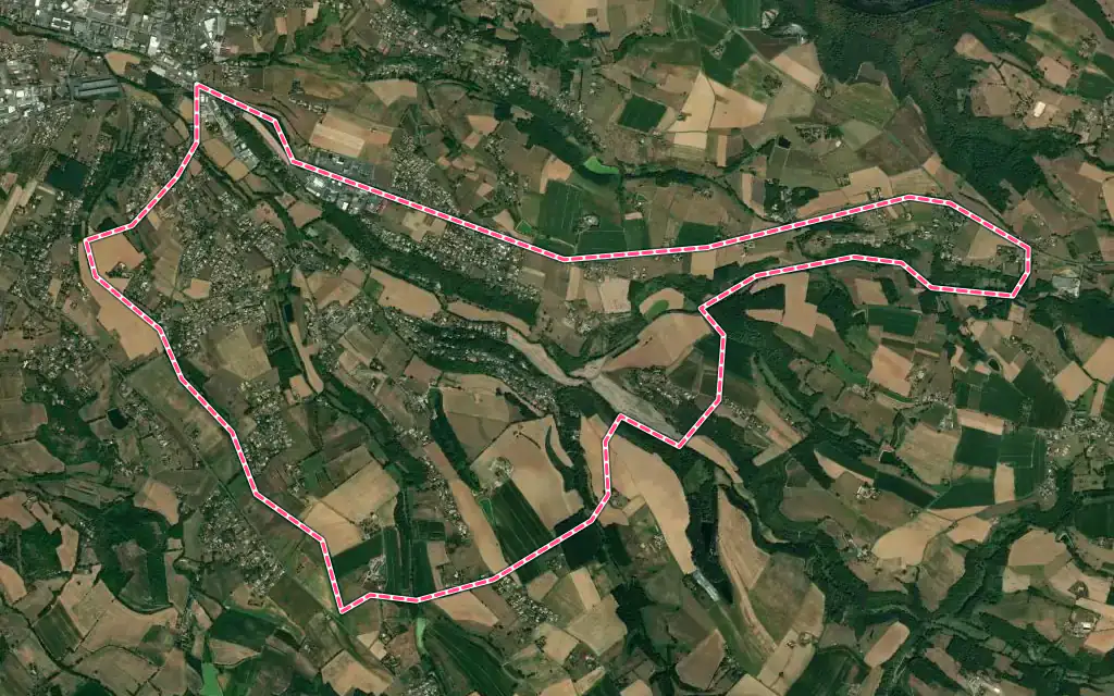 Vue satellite de Cambon avec ses contours administratifs