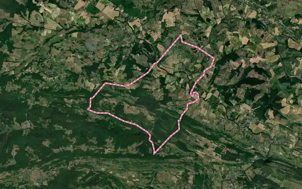 Vue satellite de Campagne-sur-Arize avec ses contours administratifs