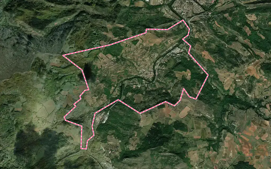 Vue satellite de Campagne-sur-Aude avec ses contours administratifs