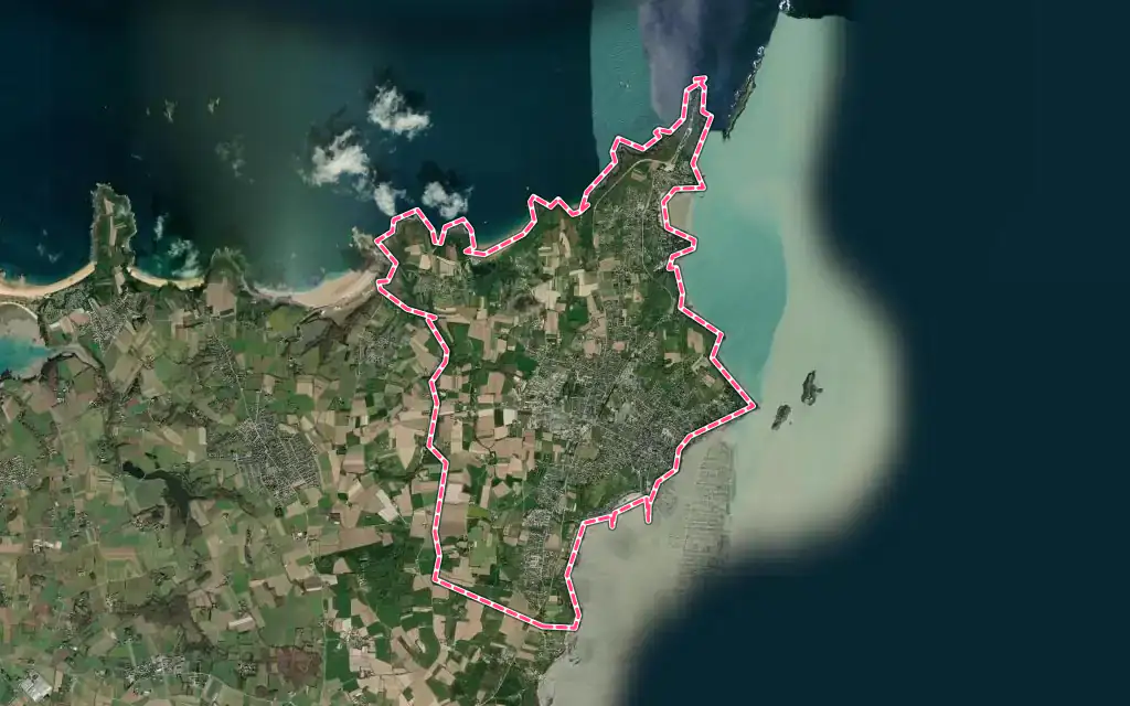 Vue satellite de Cancale avec ses contours administratifs