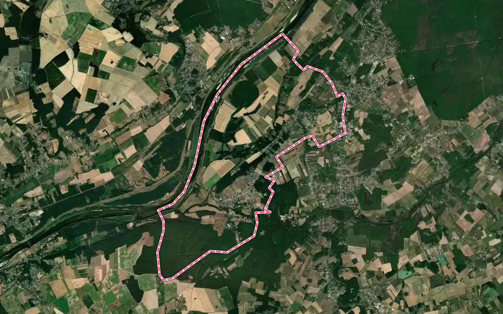 Vue satellite de Candé-sur-Beuvron avec ses contours administratifs