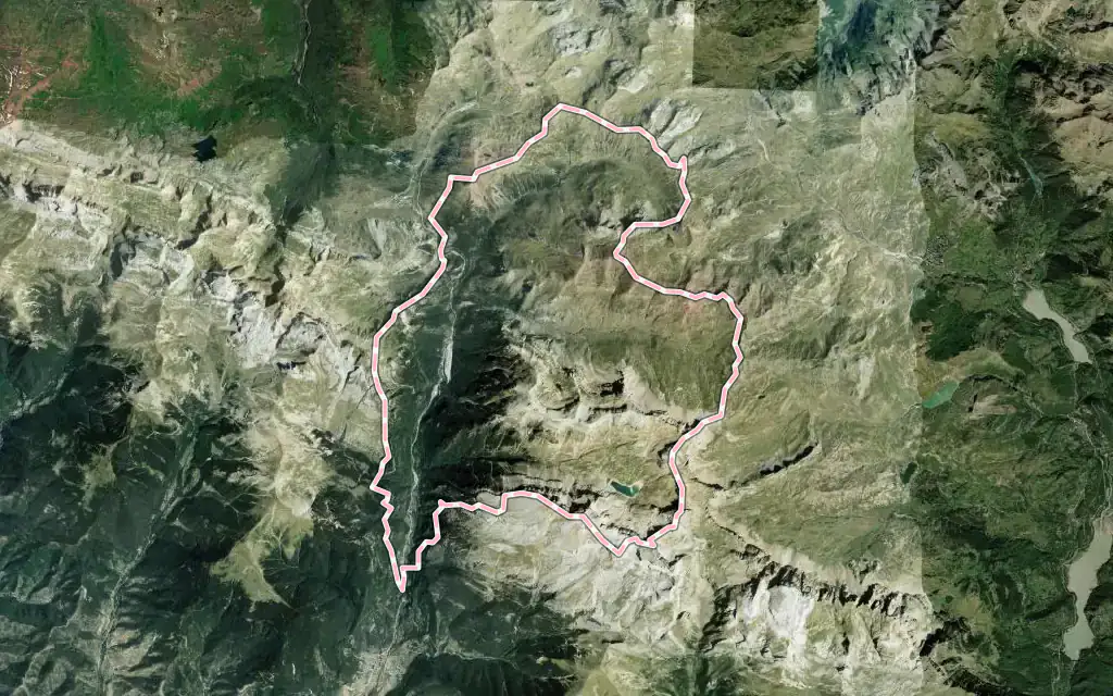 Vista satélite de Canfranc con su contorno administrativo