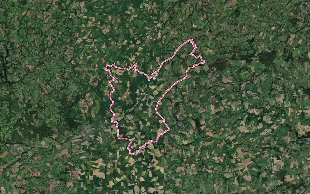 Vue satellite de Canihuel avec ses contours administratifs