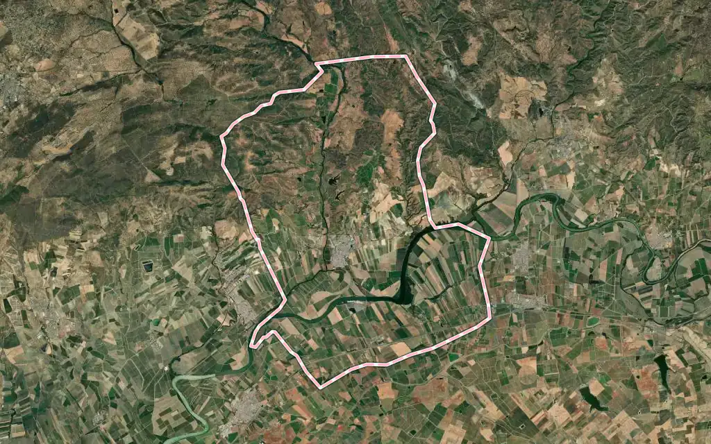 Vista satélite de Cantillana con su contorno administrativo