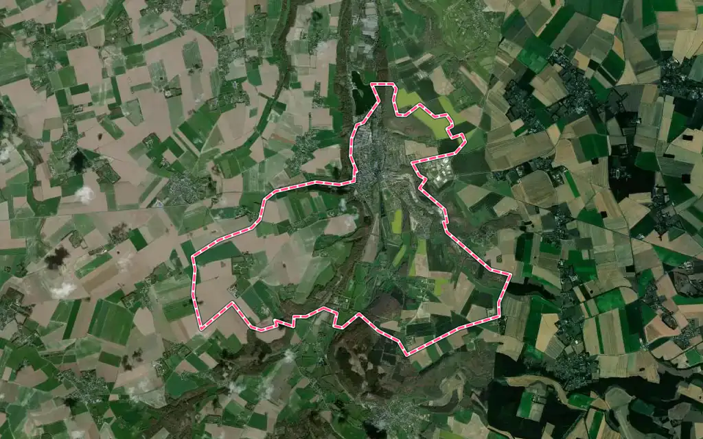 Vue satellite de Cany-Barville avec ses contours administratifs